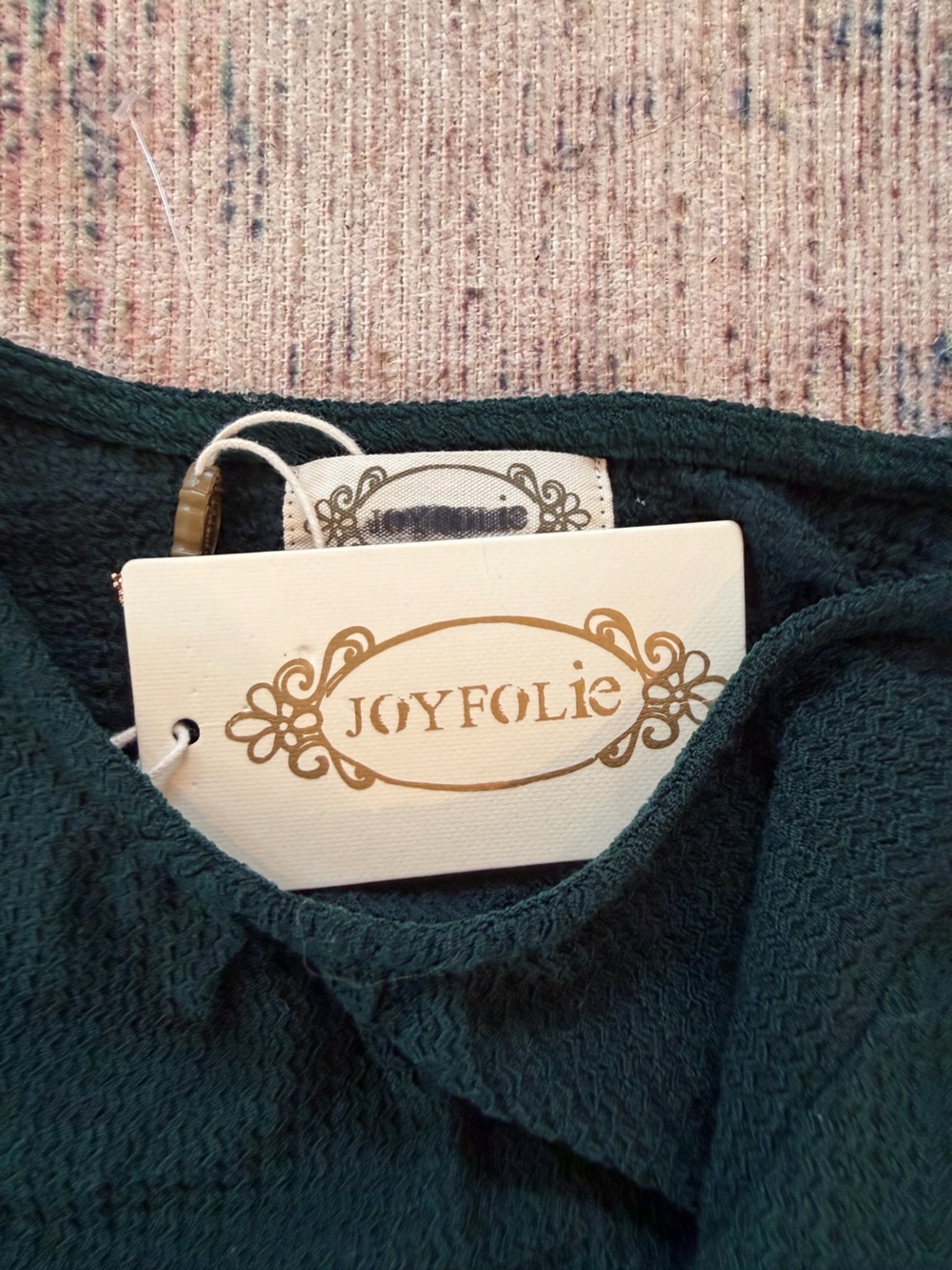 Joyfolie Hunter green Lace-Shoulder Puff Sleeve Dress - Picture 4 of 5